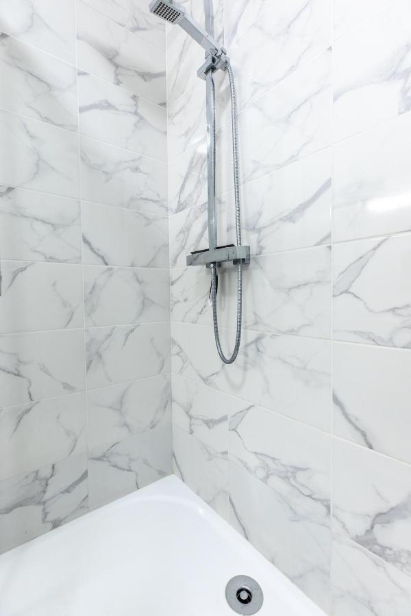 Le Double Pirou # 2 Appartements # Halte Auvergne Thiers Ngoại thất bức ảnh