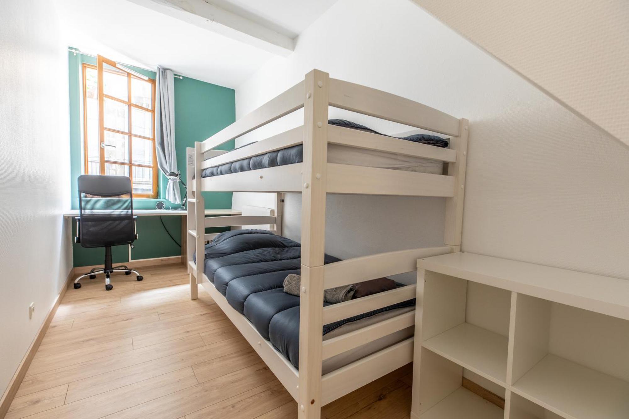 Le Double Pirou # 2 Appartements # Halte Auvergne Thiers Ngoại thất bức ảnh
